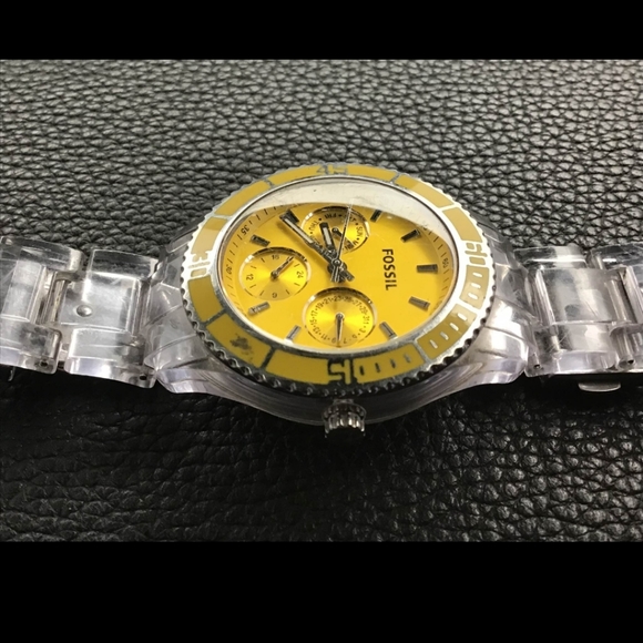 Ladie's Fossil Yellow on Clear - Picture 4 of 6